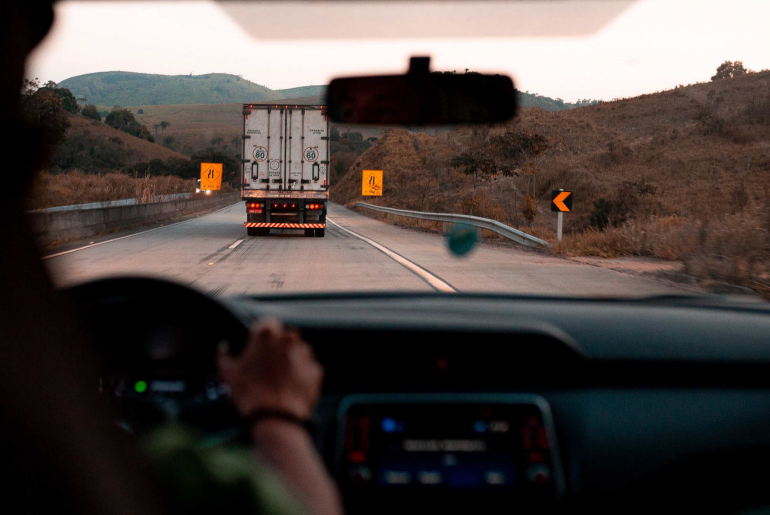 5 Tips For Thriving As A Rookie Truck Driver